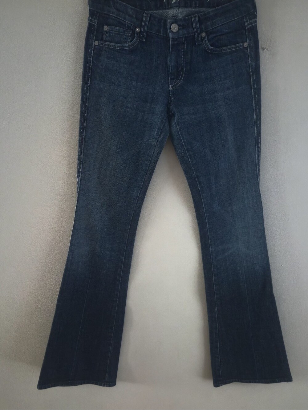 7 For All Mankind Jeans women's 26 (26X32) A pocket boot cut embellished lowrise